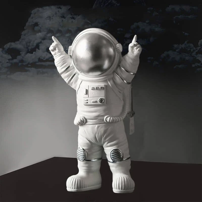 Figura de astronauta victorioso - Imagen 5
